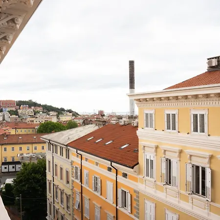 Enjoy In The Center トリエステ